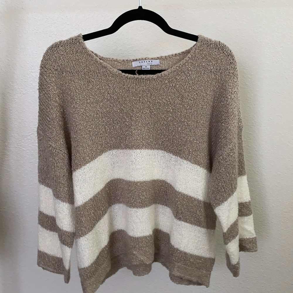 Beige/Cream Sweater